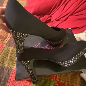 Ros Hommerson black microfiber & silver 3” heel